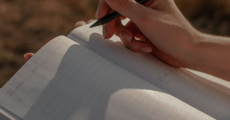 The Impact of Journaling on Mental Health and Self-reflection